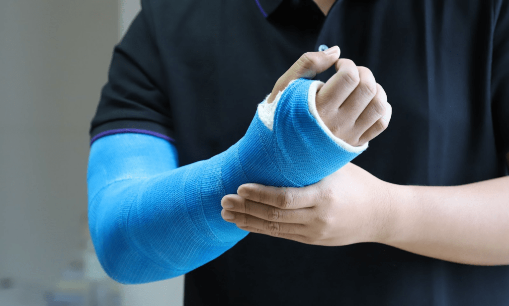 what is the difference between physical therapy and occupational therapy