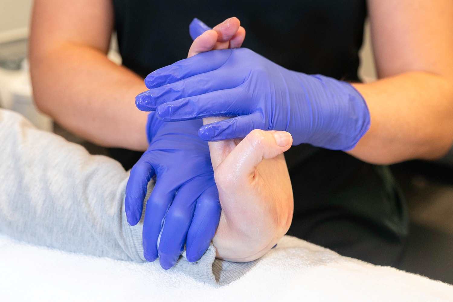 Common Hand & Wrist Conditions We Treat